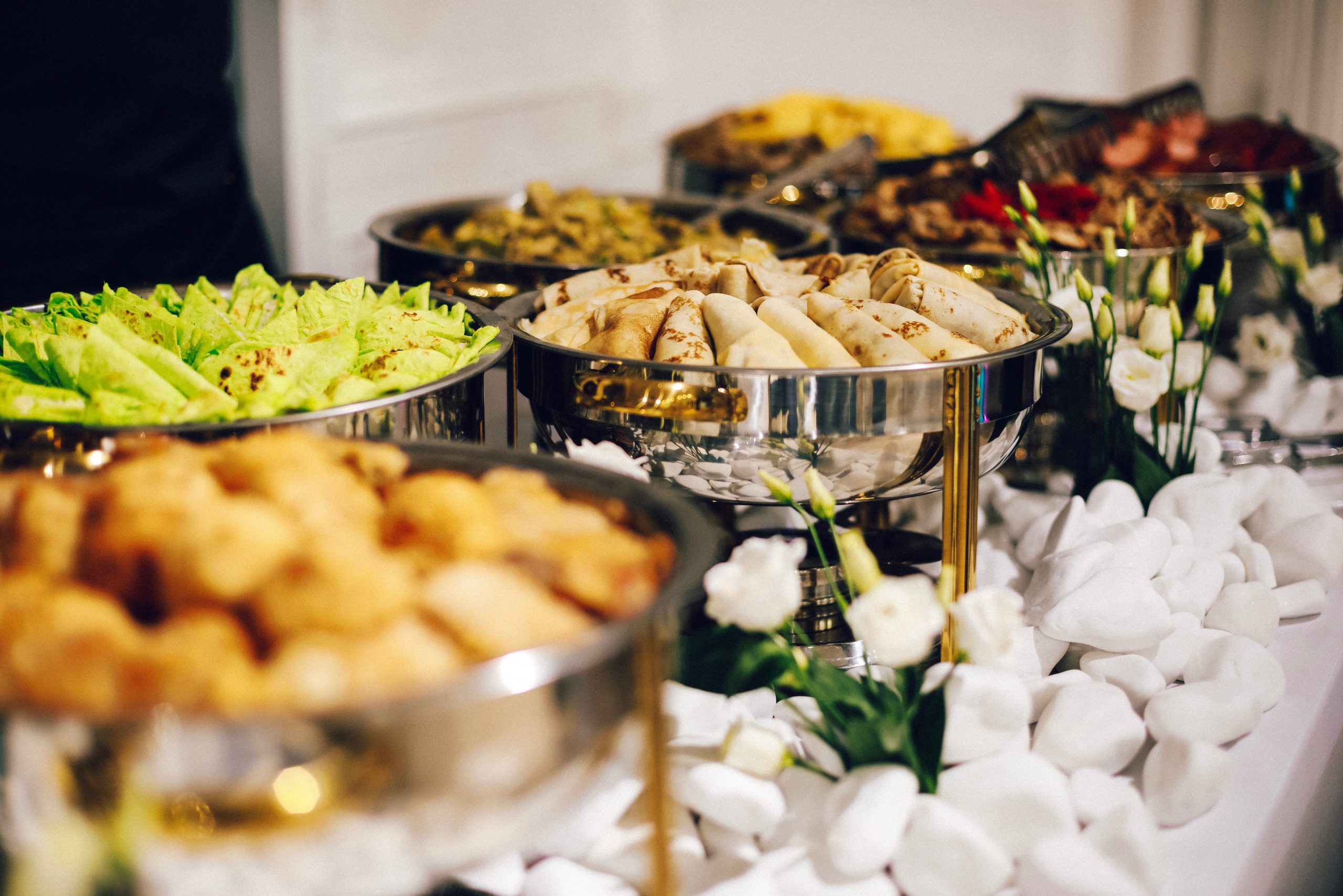 Plated Or Buffet What s The Best Catering Option For Weddings 